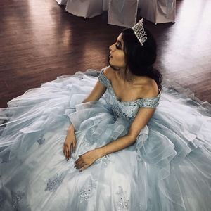 Meet your Posher, Deanna